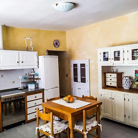 Casa Maddalenina Con Giardino, Vicino Al Mare!
